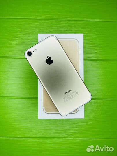 iPhone 7 128gb Золото