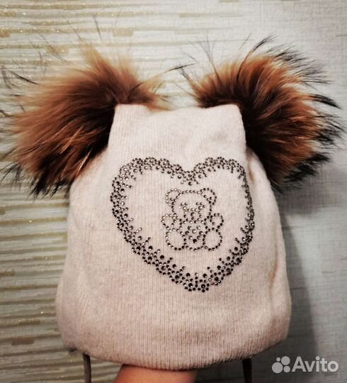 Шапка для девочки 52-54 размер,зима