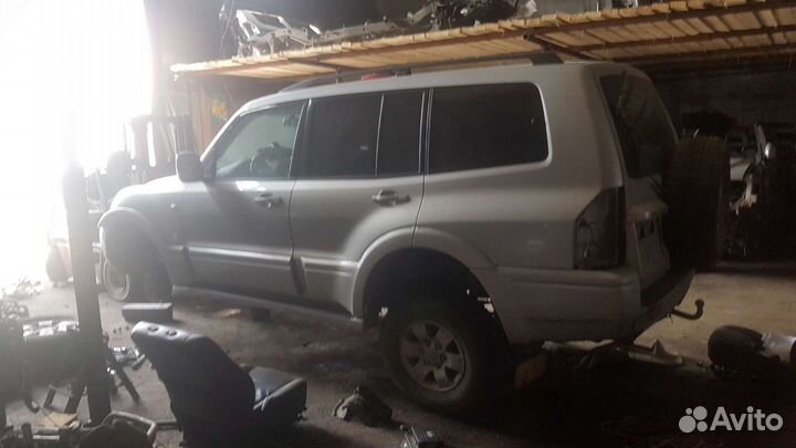 Кузов в сборе паджеро 3