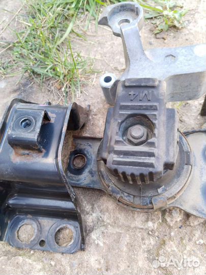 Катридж подушки двигателя