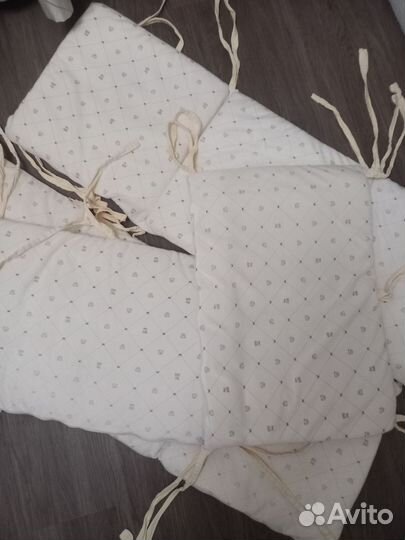 Бортики в кроватку