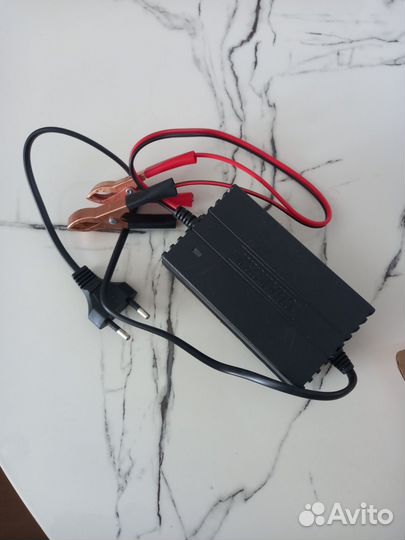 Зарядка 12 в