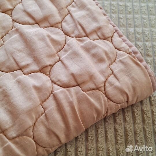 Детское одеяло,подушка и постельное