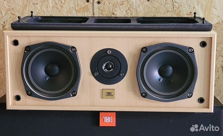 Центральный канал JBL ATX10C