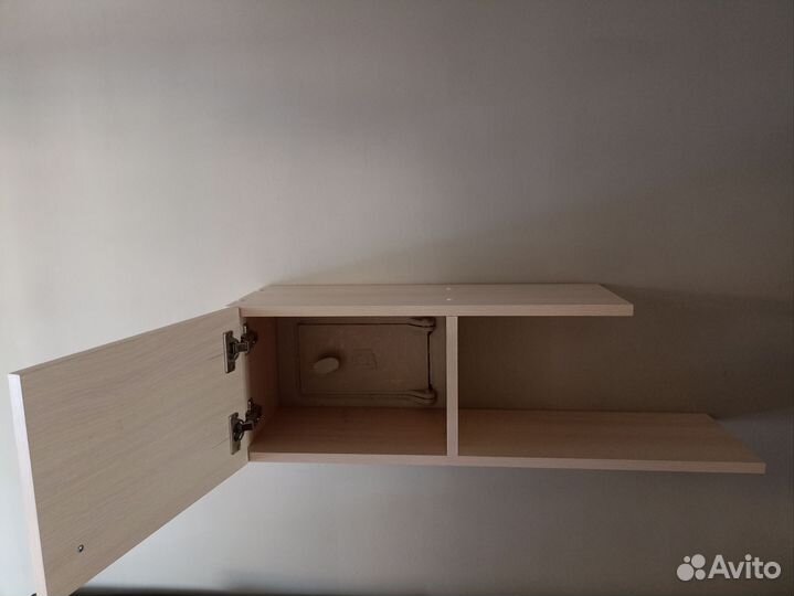 Полка навесная бу