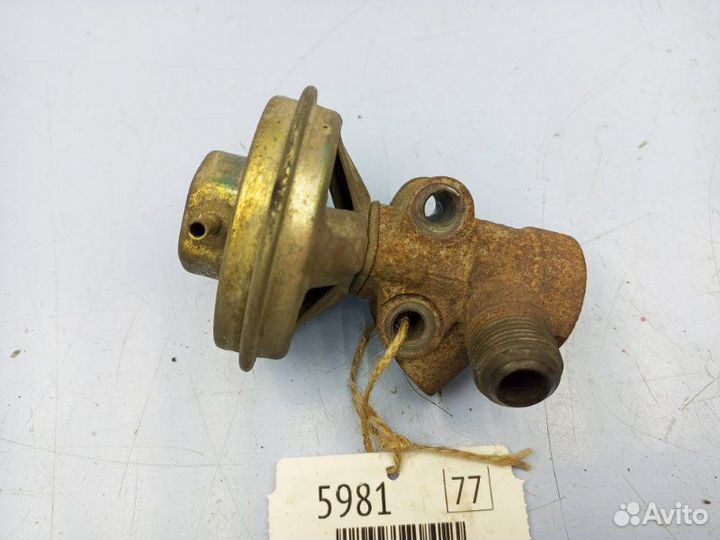 Клапан EGR Mazda Familia wfny10 GA15DE 1998