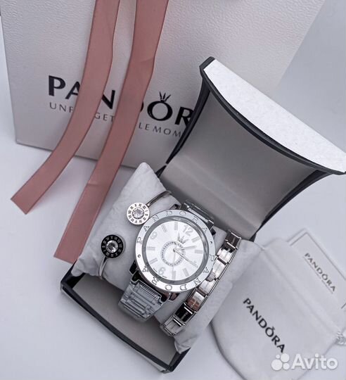 Подарочный женский набор с часами pandora