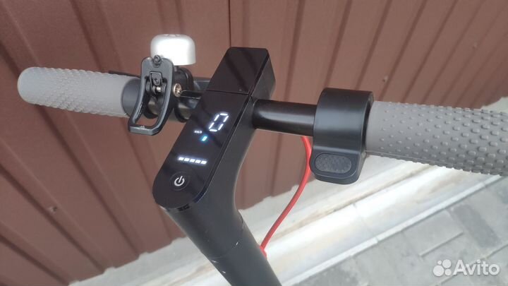 Электросамокат xiaomi m365 pro