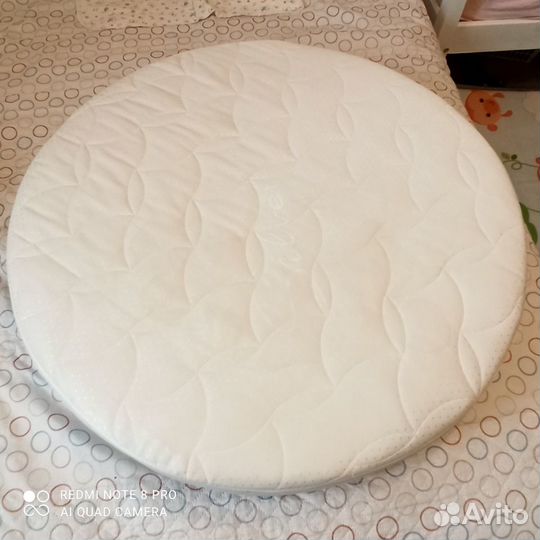 Матрас в круглую кроватку
