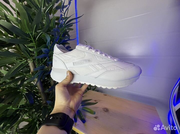 Кроссовки Reebok LX2200 (Новые)