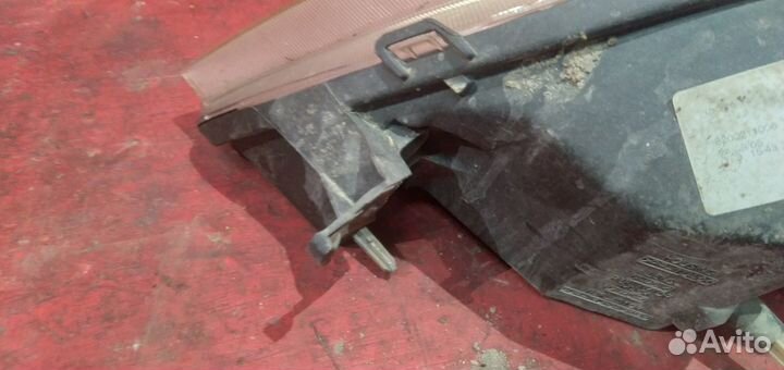 Рено логан фара правая фаза 1