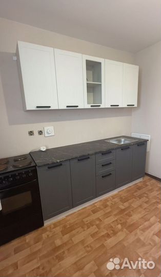 Стильный кухонный гарнитур