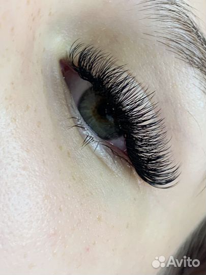 Наращивание ресниц на дому