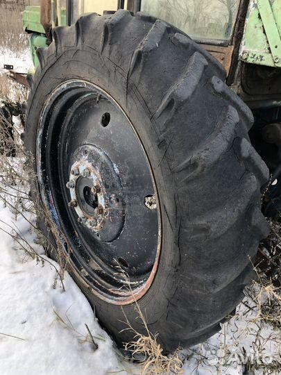 Трактор Т-28