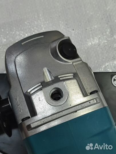 Ушм (болгарка) Makita 9069