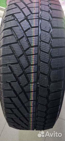 Gislaved Soft Frost 200 205/50 R17 93T