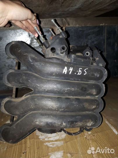Впускной коллектор Audi A4 B5