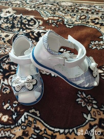 Босоножки для девочки 22 размер