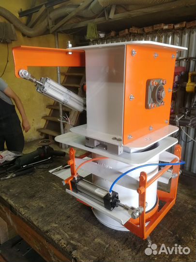 Дозатор весовой фасовщик гравитационный