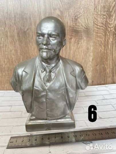 Статуэтки и бюсты