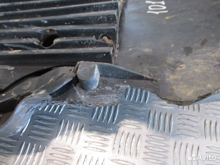 Крыло переднее в сборе левое MAN 81612100462