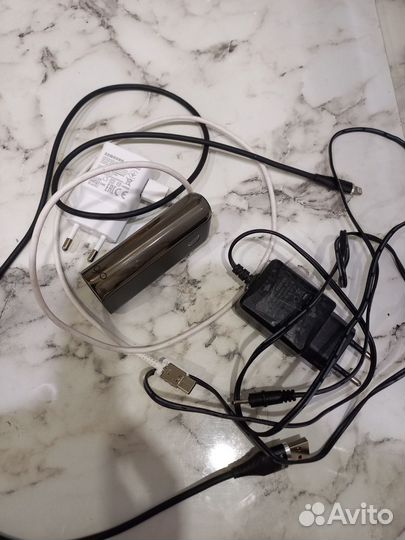Зарядка для телефона