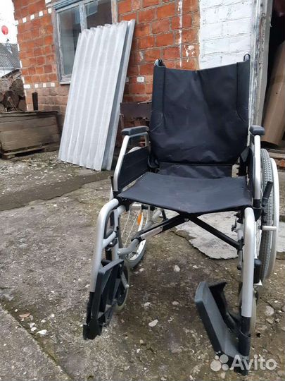 Инвалидная коляска прогулочная для улицы