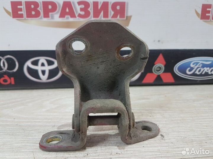 Петли двери передние правые Mazda Premacy cpew FS