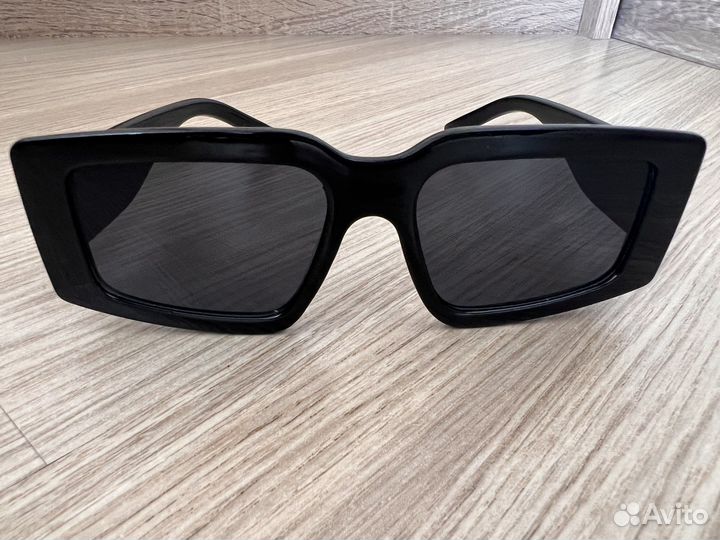 Солнцезащитные очки женские