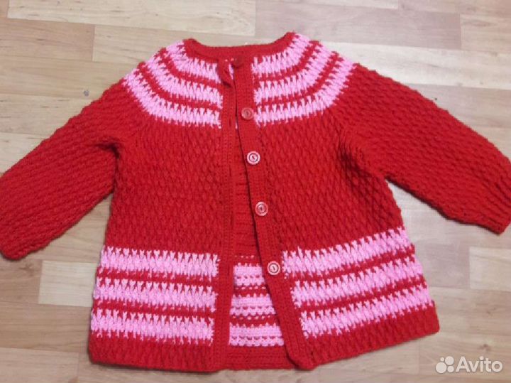 Вязаный комплект для девочки