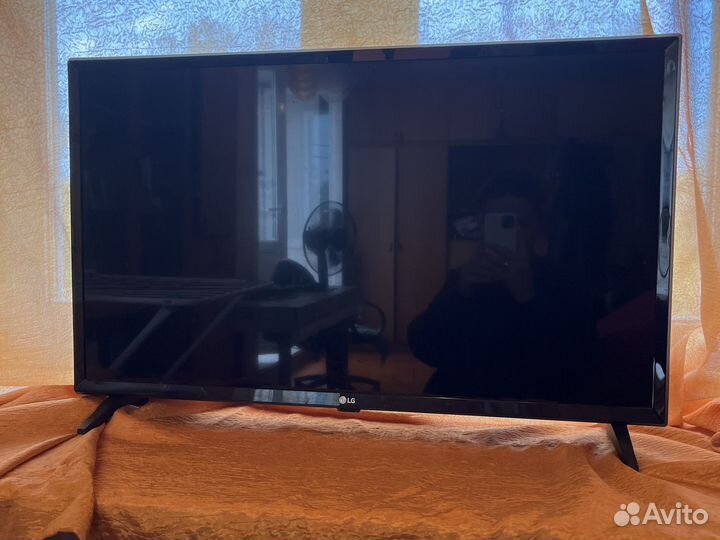 Телевизор LG 32lg610v