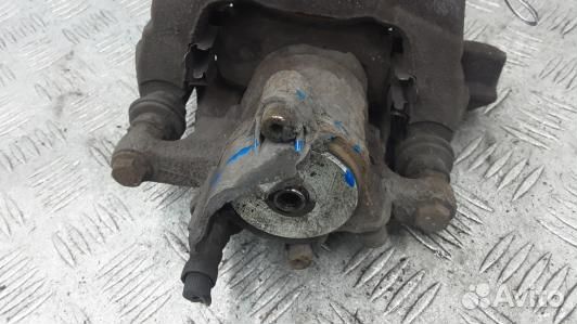 Суппорт тормозной задний левый audi A6 C6 (7DN13LS