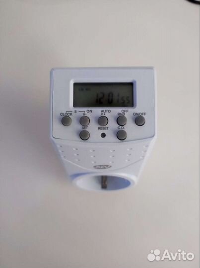 Таймер включения и выключения розетки