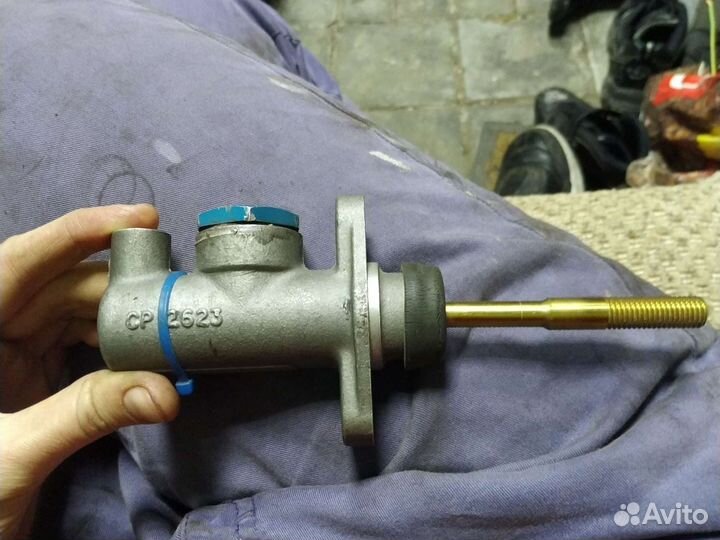 Цилиндр тормозной главный 0.7