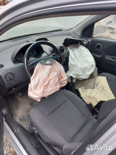 Салон по частям для Шевроле Авео т200 хэтчбек