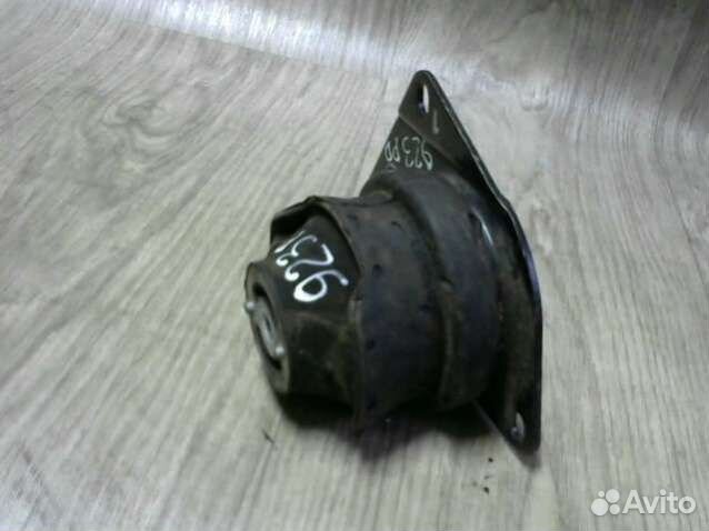 Подушка двигателя Volkswagen Polo 3
