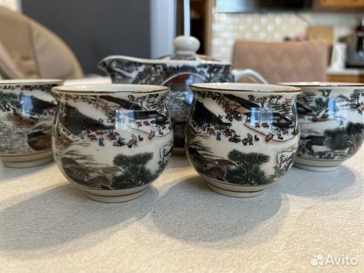 Чайник заварочный и пиалы с двойными стенками