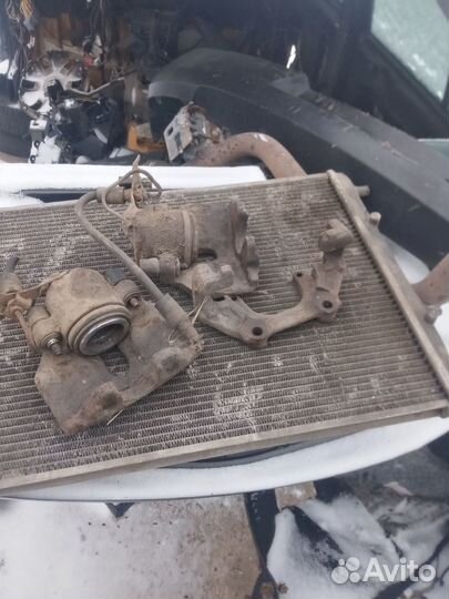 Суппорт тормозной передний Audi A6 C5