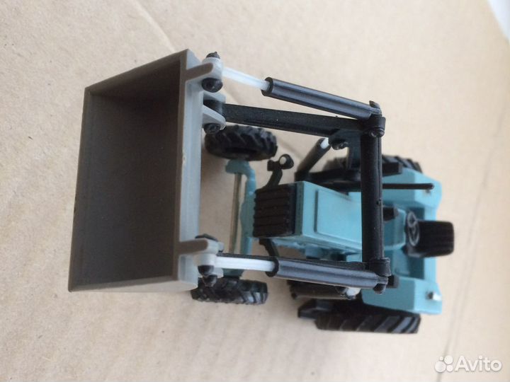 Модель трактора. ссср. 1:43