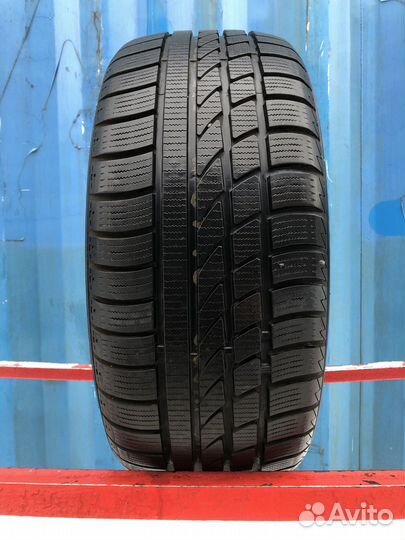 Hankook IceBear W300 215/55 R16