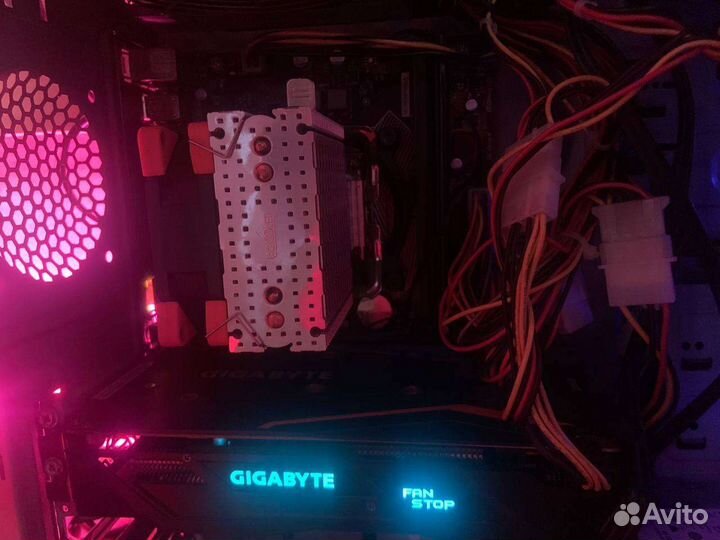 Видеокарта Gigabyte GTX 1050ti