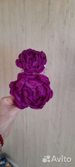 Ободок для волос ручной работы с цветами