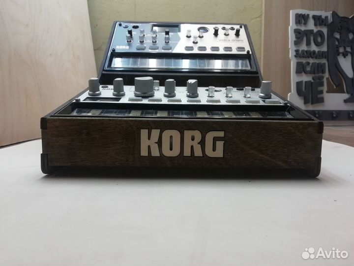 Стойка для двух Korg Volca