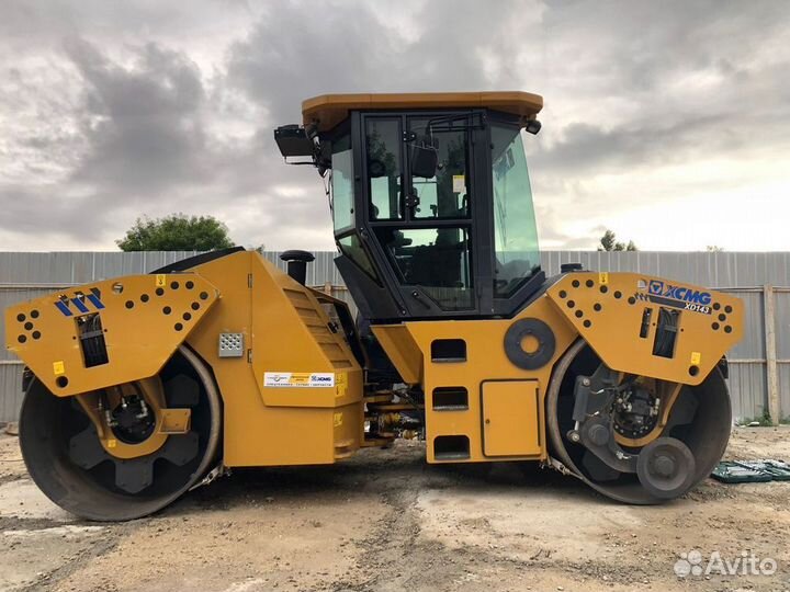Дорожный каток XCMG XD143, 2023