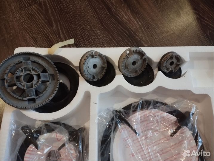 Газовая варочная панель 4 конфорки Ханса