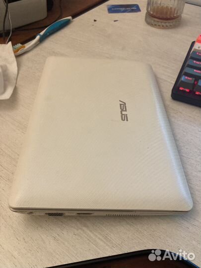 Asus eee pc 1015bx