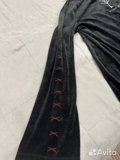 Hikikomori kai tired