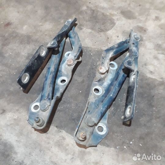 Петли капота Опель Вектра Б