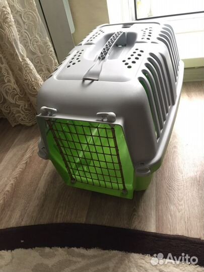 Переноска для кошек и собак