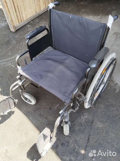 Инвалидная коляска новая